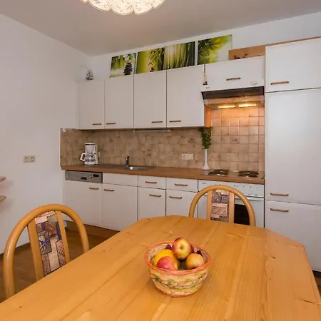 Haus Elisabeth شقة كوسن